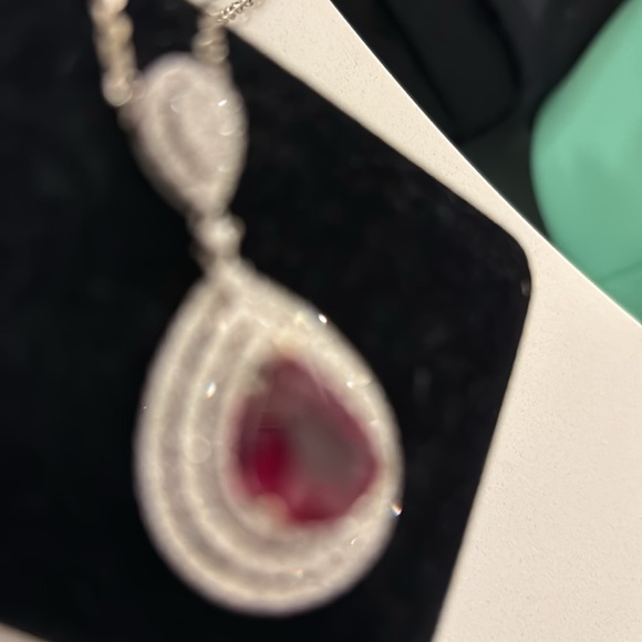 Gorgeous Ruby & Diamond Pendant 18kt. White gold from Hong Kong - Picture 12 of 17